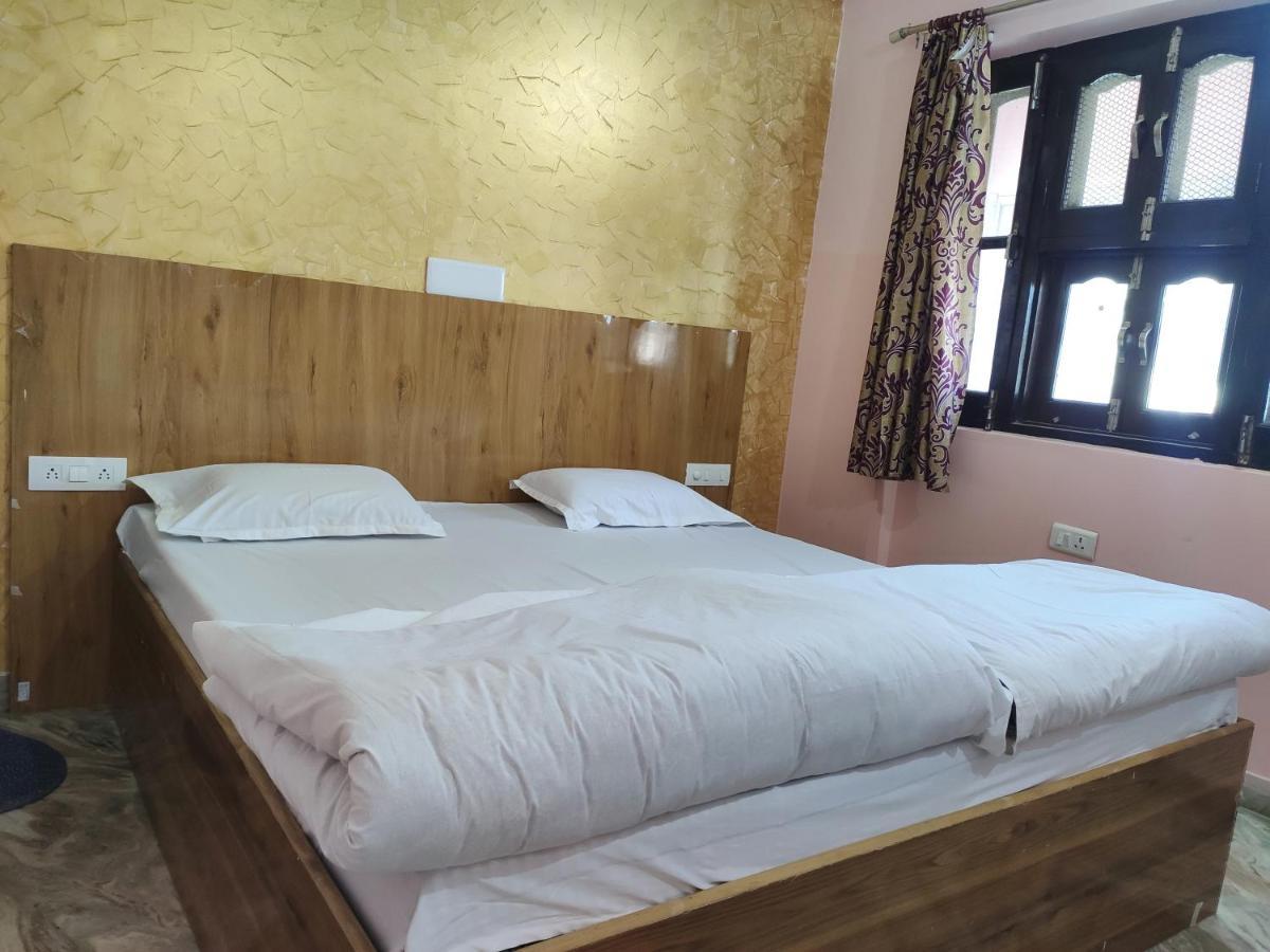 Choudhary Guest House Удайпур Екстериор снимка
